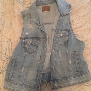 AMERICAN EAGLE Jean Vest